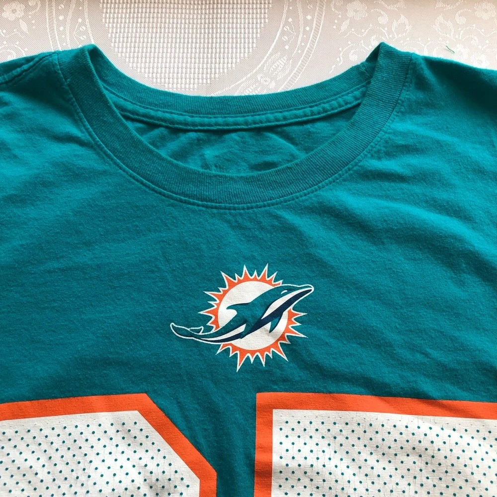 The Nike Tee Miami Dolphins Jersey Xavien Howard Men’s Size M Short Sleeves Top